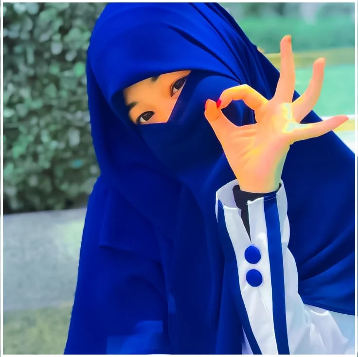 Hijab Girl DP