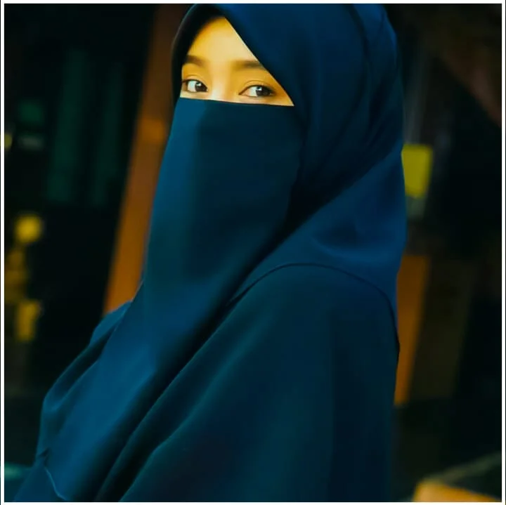 Hijab Girl DP