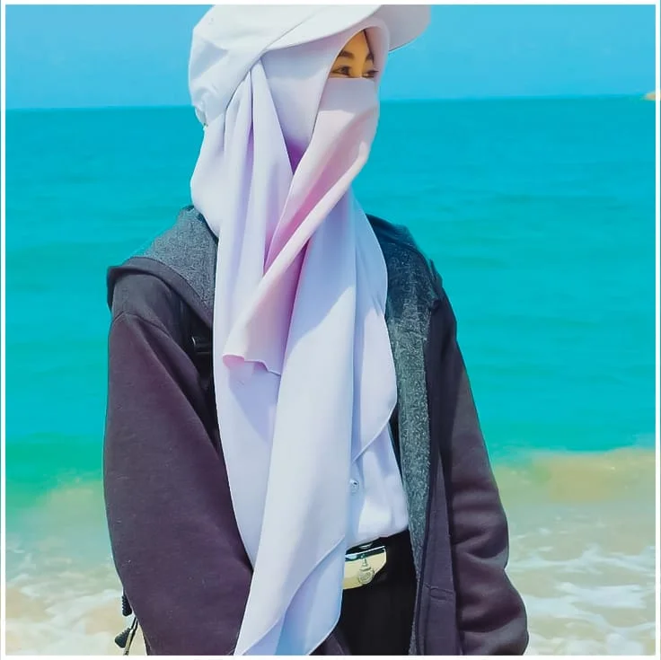 Hijab Girl DP