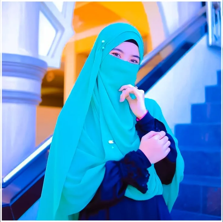 Hijab Girl DP