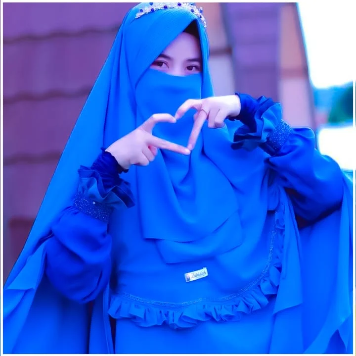 Hijab Girl DP